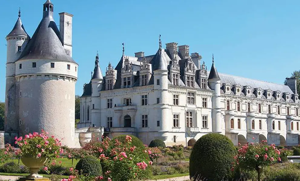 Large white castle Chambord Chateau Chenonceau