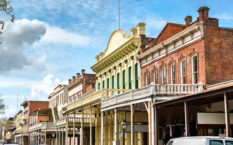 Historic buildings in Sacramento Old Town