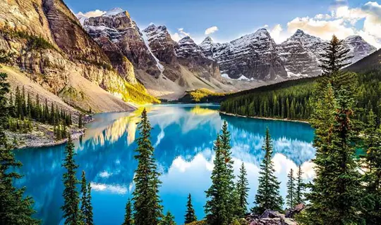 Moraine Lake canada tour