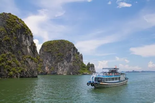 Boat in Ha Long Bay