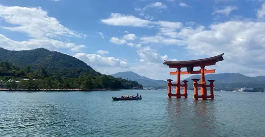 Japan-floating-now-800x500.jpg